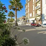 La Perla Hotel