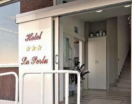 La Perla 3*