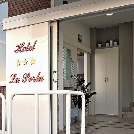 Hotel La Perla 3*