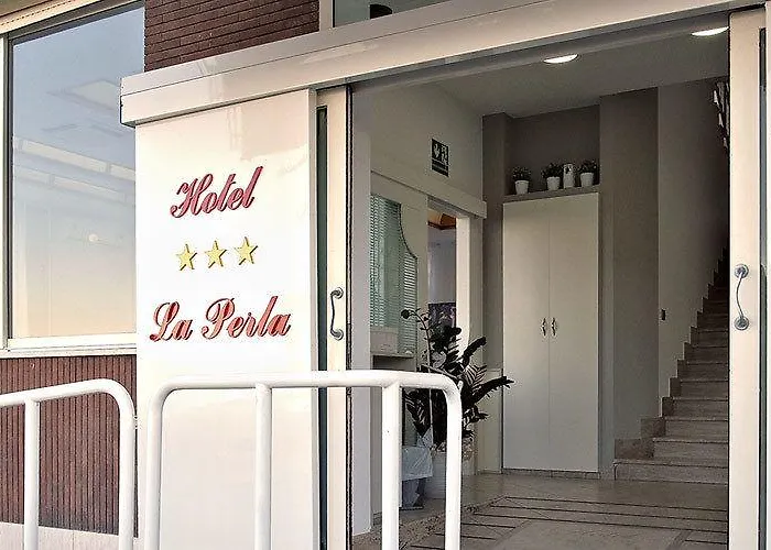 Hotel La Perla 3*