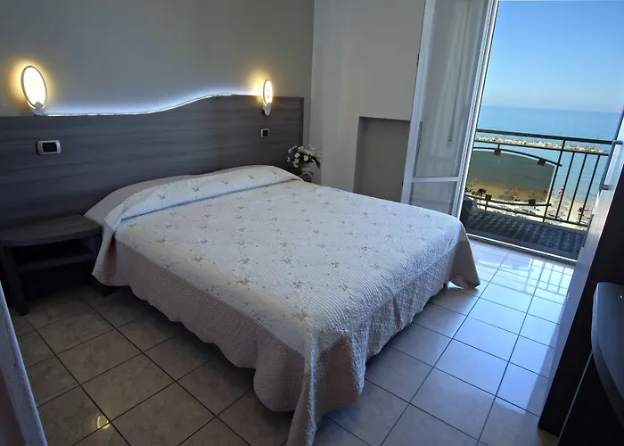 La Perla 3*