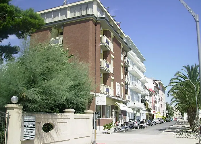 La Perla 3*
